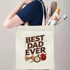 Person carrying a “Best Dad Ever” Father’s Day tote bag over the shoulder, perfect for everyday dad errands and meaningful occasions.